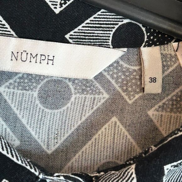 🖤 NUMPH BUTTON UP BLOUSE GEOMETRIC BLACK WHITE DESIGN SIZE EU 38 LARGE - Picture 3 of 4
